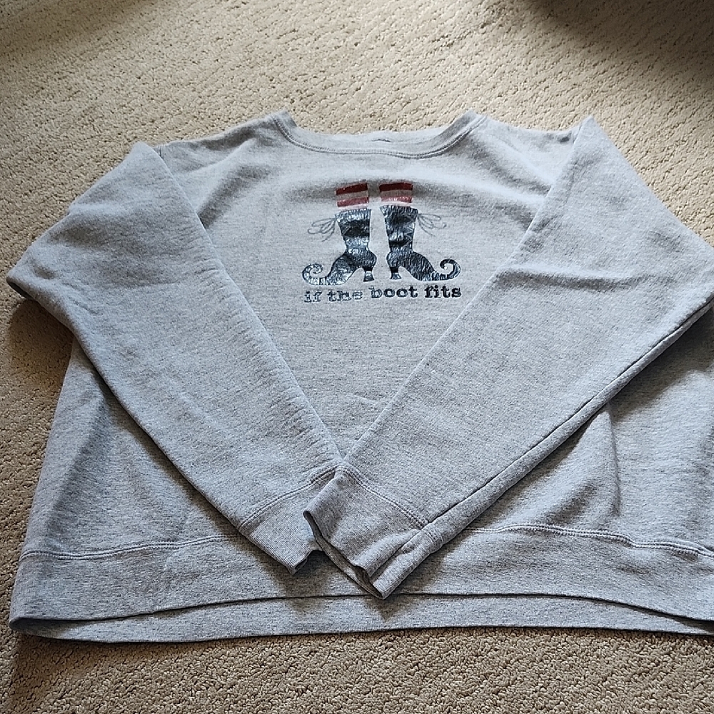 Hanes Soft Gray Sweatshirt